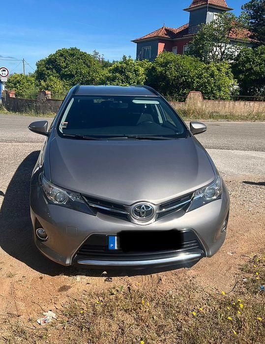 Usado 2014 Toyota Auris Sedan | € 8.500 (Super Preço) - Imagem 1/4