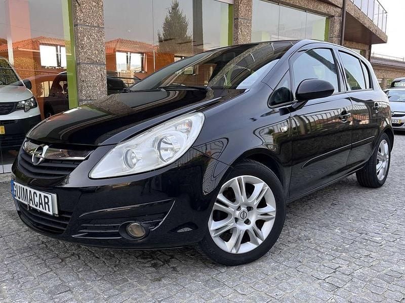 Usado 2014 Opel Corsa Cosmo Sedan | € 5.750 (Super Preço) - Imagem 1/4
