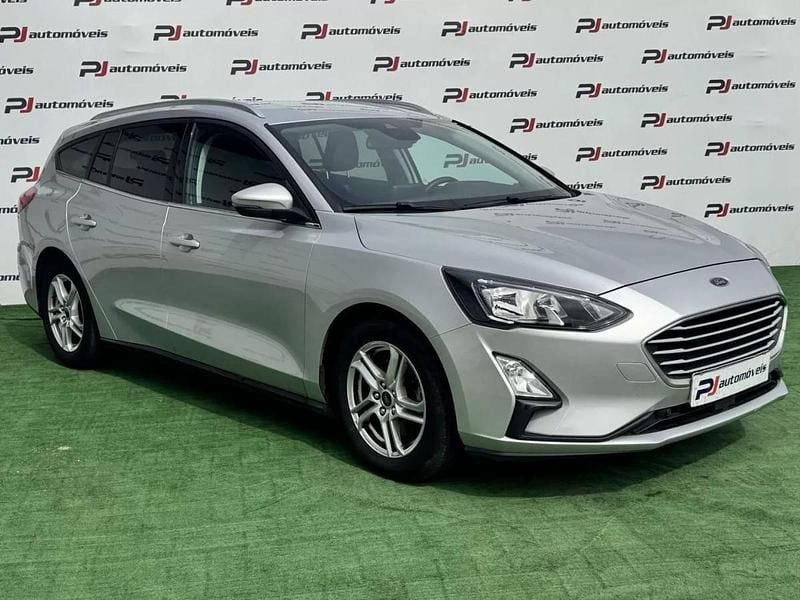 Cinza prata Usado 2019 Ford Focus Active Carrinha | € 13.990 (Preço justo) - Imagem 1/3