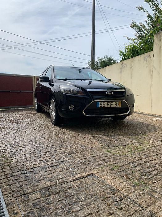 Usado 2008 Ford Focus Sedan | € 4.800 (Preço justo) - Imagem 1/4