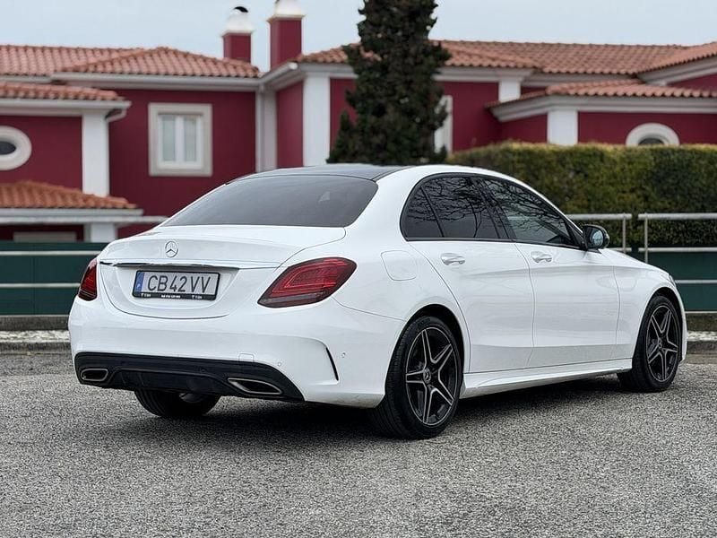 Usado Mercedes C200 AMG 160 HP (117 kW) 2021 Sedan