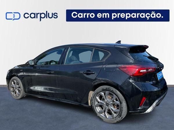 Usado Ford Focus ST-Line 125 HP (91 kW) 2023 Preto