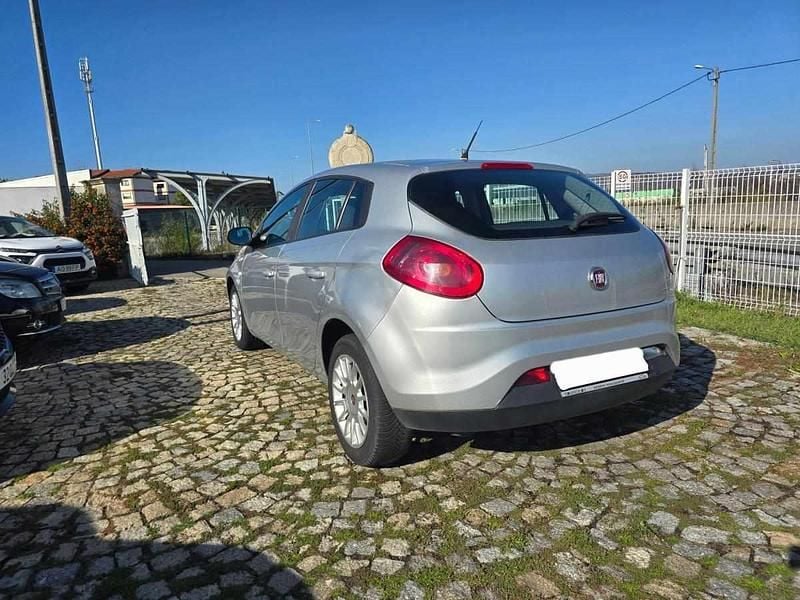 Usado Fiat Bravo 120 HP (88 kW) 2009 Cinzento Citadino