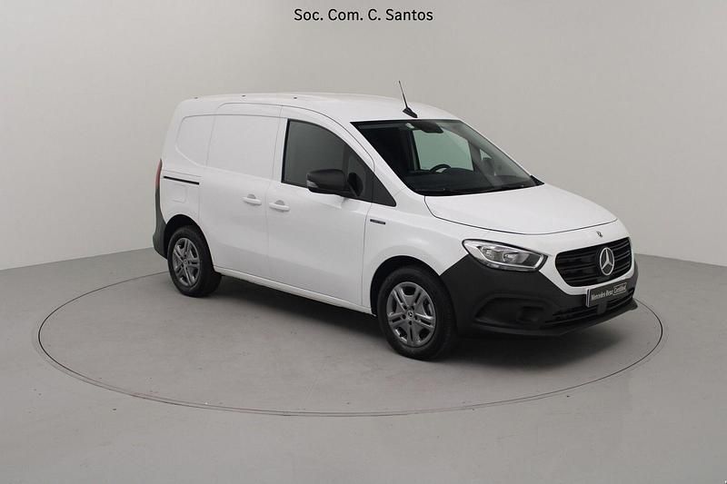 Usado Mercedes e-Vito 89 kW (122 HP) 2023 Branco Monovolume