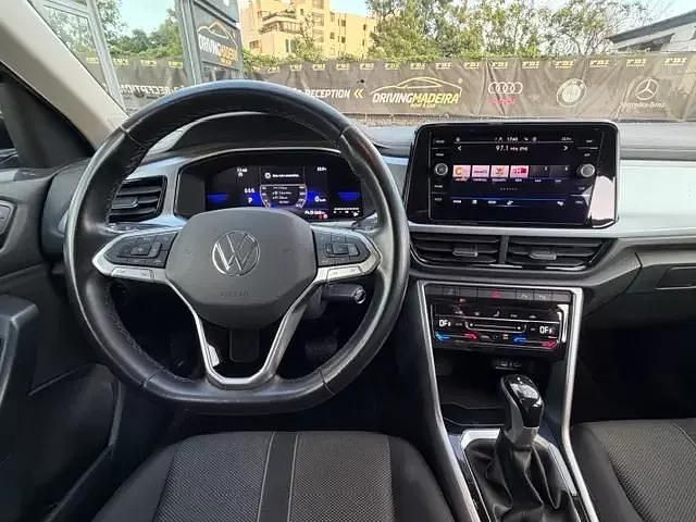 Usado VW T-Roc Life 150 HP (110 kW) 2023 Branco SUV