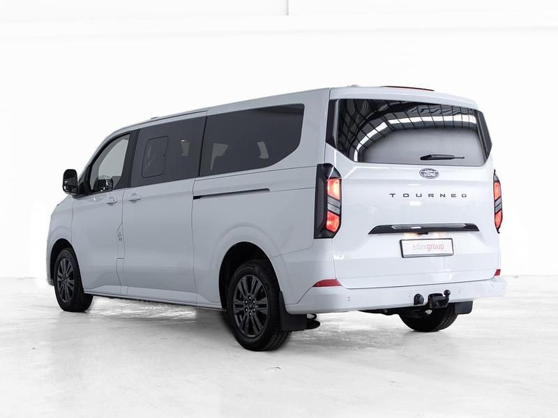 Usado Ford Transit Titanium 136 HP (100 kW) 2024 Branco Monovolume