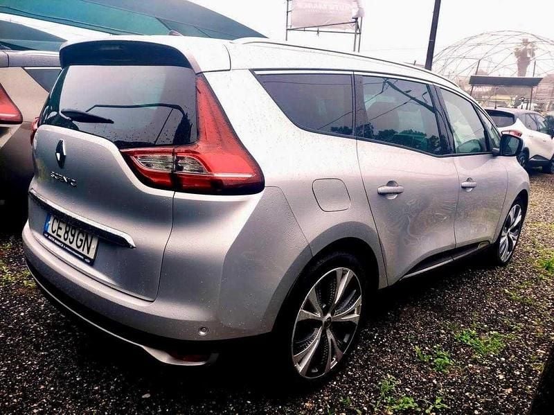 Usado Renault Grand Scénic IV 160 HP (117 kW) 2018 Cinzento Monovolume