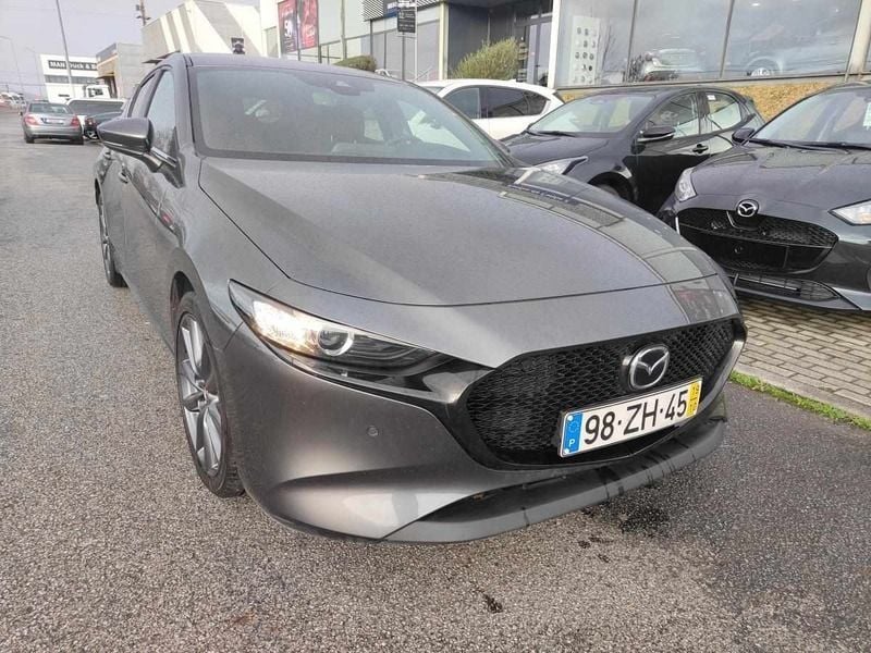 Cinzento Usado 2019 Mazda 3 Sedan | € 21.500 - Imagem 1/4