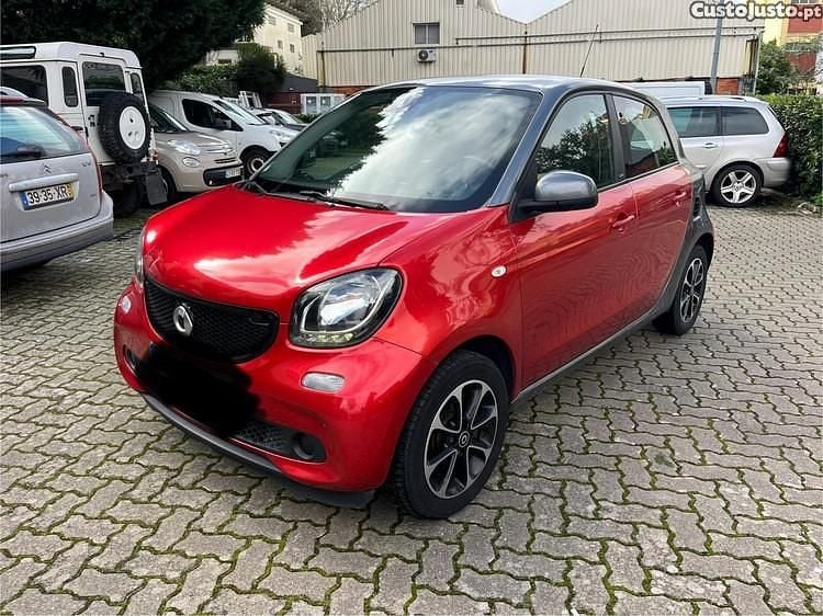 Usado Smart ForFour Passion 71 HP (52 kW) 2016 Vermelho Citadino