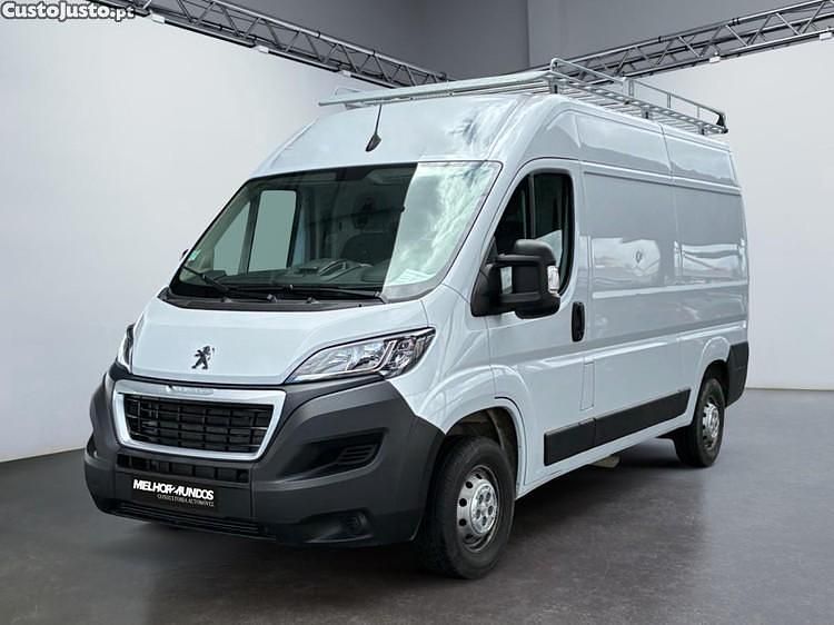 Branco Usado 2023 Peugeot Boxer Van | € 25.990 (Preço elevado) - Imagem 1/1