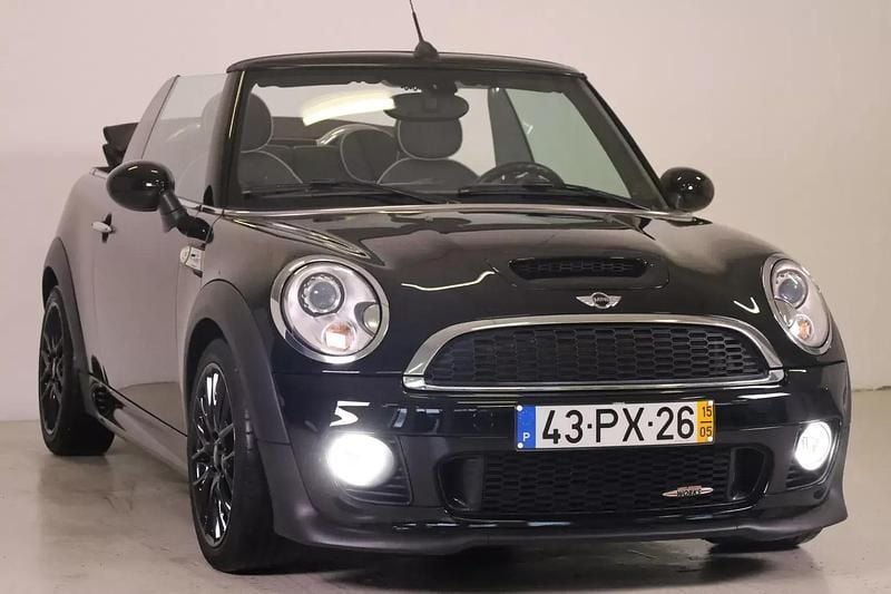 Usado Mini John Cooper Works Cabriolet 211 HP (155 kW) 2015 Preto Cabrios