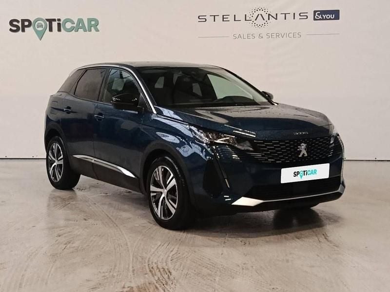 Usado Peugeot 3008 Allure 130 HP (95 kW) 2022 Azul SUV