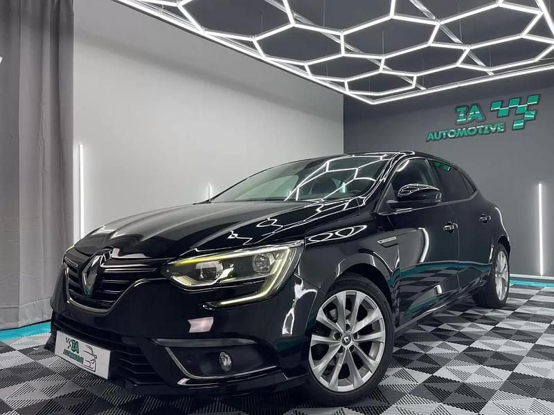 Preto Usado 2018 Renault Mégane IV LIMITED Citadino | € 13.750 (Bom preço) - Imagem 1/4
