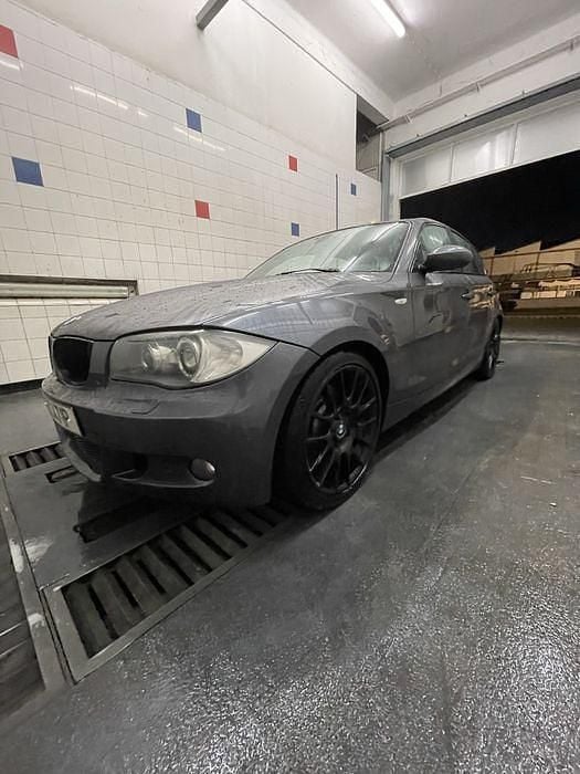 Usado 2007 BMW 123 Citadino | € 8.000 - Imagem 1/4