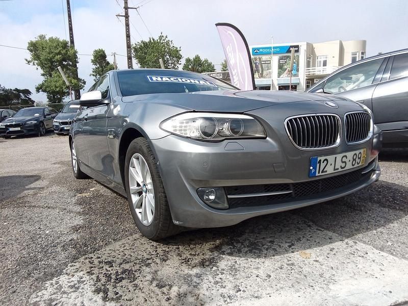 Cinza Usado 2011 BMW 520 Carrinha | € 12.900 (Bom preço) - Imagem 1/4