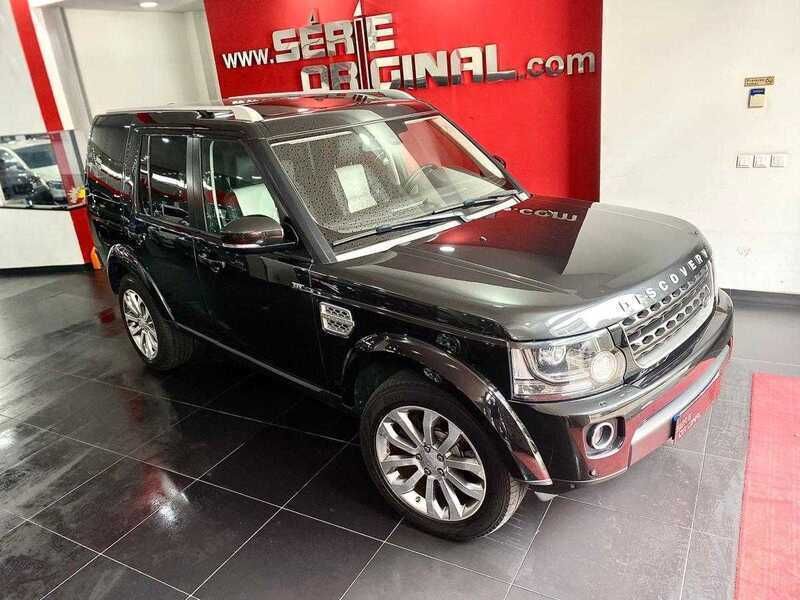 Usado Land Rover Discovery 4 245 HP (180 kW) 2014 Preto SUV