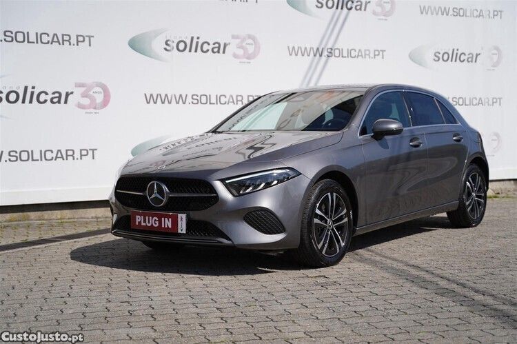 Cinza Usado 2024 Mercedes A250 Citadino | € 35.500 (Super Preço) - Imagem 1/1