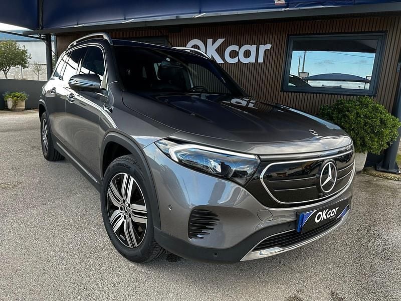 Cinza Usado 2022 Mercedes EQB250 Progressive SUV | € 37.500 (Preço elevado) - Imagem 1/4