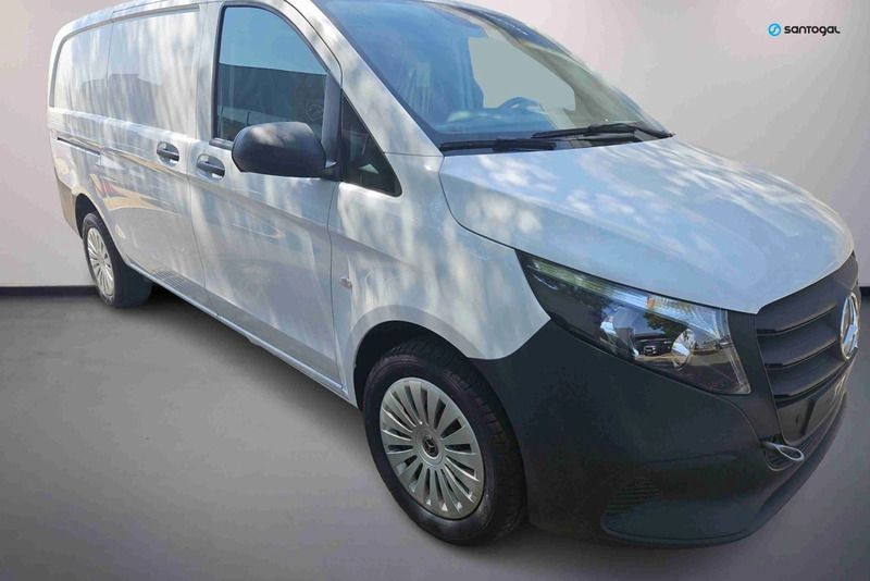 Branco Novo 2025 Mercedes Vito Monovolume | € 47.000 (Preço justo) - Imagem 1/4