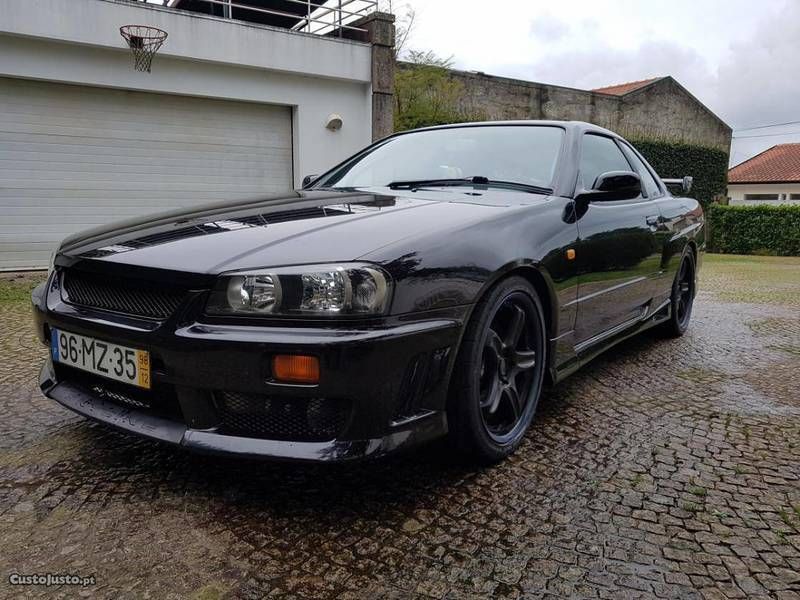 Nissan skyline gtt