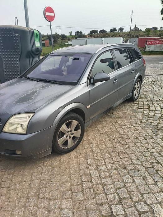 Usado Opel Vectra 150 HP (110 kW) 2005 Sedan