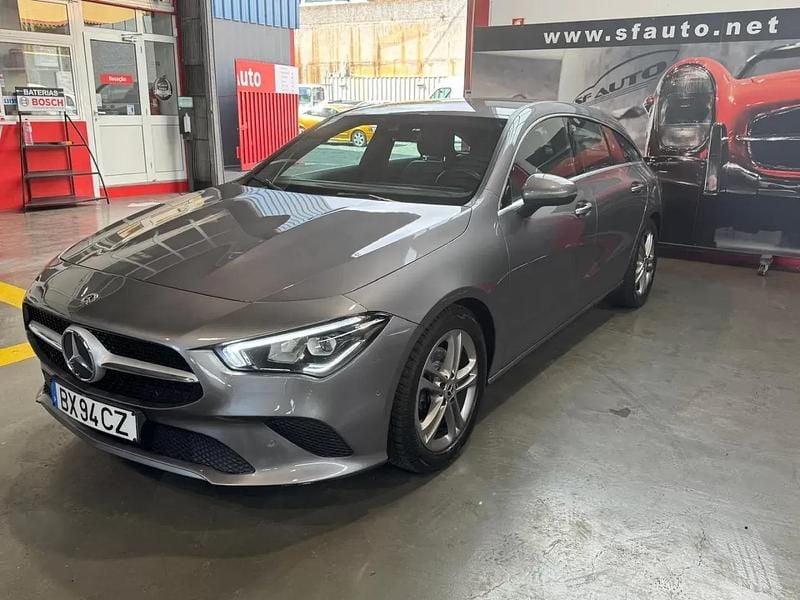 Cinzento Usado 2020 Mercedes CLA180 Shooting Brake Business Carrinha | € 28.990 (Preço justo) - Imagem 1/4