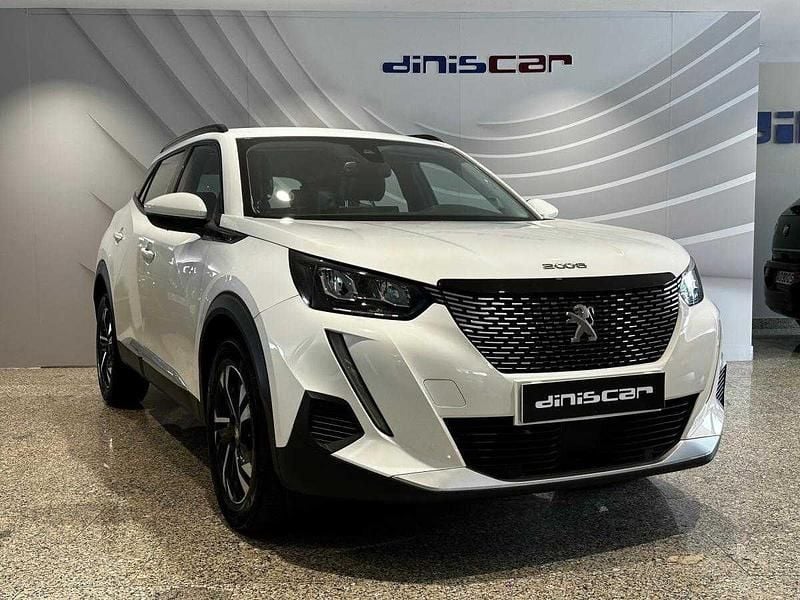 Branco Usado 2021 Peugeot 2008 Allure SUV | € 19.900 (Preço justo) - Imagem 1/4