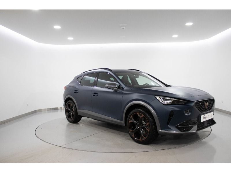 Cinzento Novo 2024 Cupra Formentor SUV | € 45.880 - Imagem 1/4