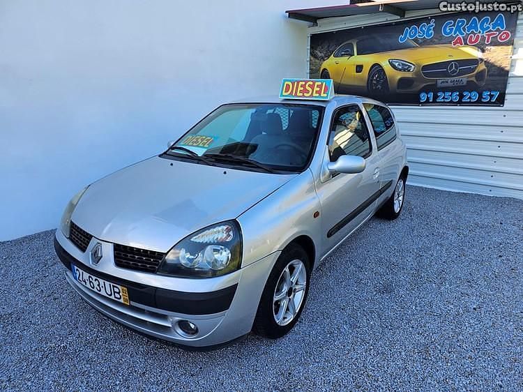 Cinza Usado 2002 Renault Clio II Van | € 1.250 (Super Preço) - Imagem 1/1