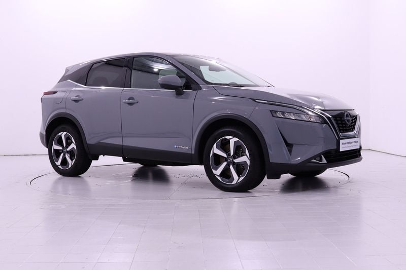 Ceramic grey metalizado Usado 2023 Nissan Qashqai N-Connecta SUV | € 33.990 (Preço justo) - Imagem 1/4