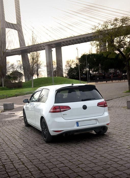 Usado VW Golf VII GTI 220 HP (161 kW) 2016