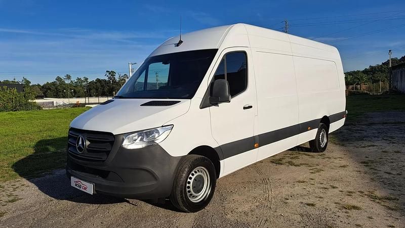 Branco Usado 2022 Mercedes Sprinter Van | € 43.900 - Imagem 1/4