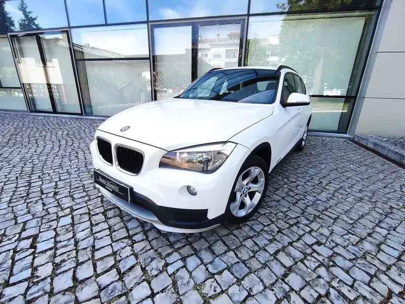 Branco Usado 2014 BMW X1 SUV | € 13.900 (Bom preço) - Imagem 1/4