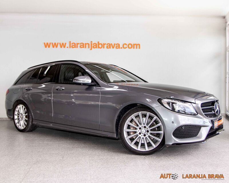 Branco Usado 2017 Mercedes C300 AMG line Carrinha | € 24.900 (Preço justo) - Imagem 1/4