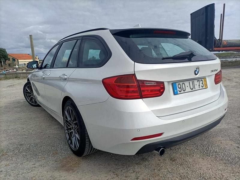 Branco Usado 2018 BMW 320 Efficient Dynamics Carrinha | € 15.750 (Super Preço) - Imagem 1/4