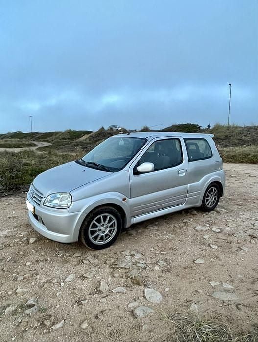 Usado 2003 Suzuki Ignis Sport Citadino | € 5.000 - Imagem 1/4