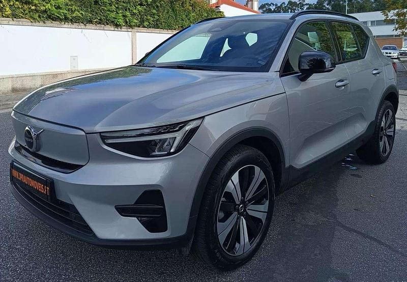 Outra Usado 2022 Volvo XC40 Plus SUV | € 29.490 (Preço justo) - Imagem 1/4