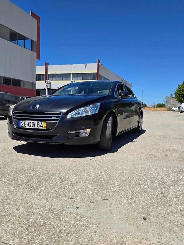 Preto Usado 2012 Peugeot 508 Sedan | € 6.700 (Preço justo) - Imagem 1/4