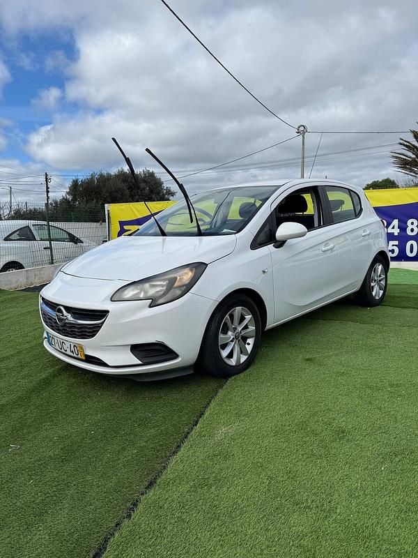 Usado Opel Corsa Innovation 95 HP (69 kW) 2018 Branco Citadino