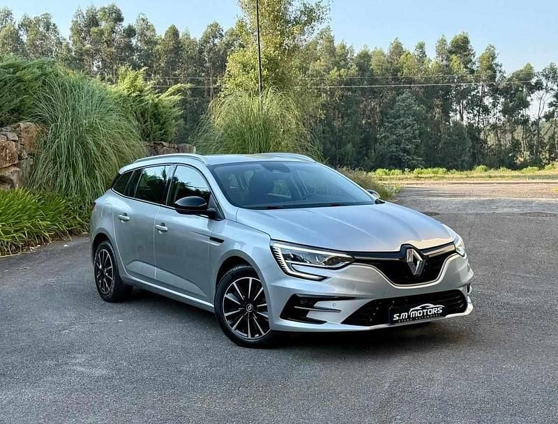 Cinzento Usado 2022 Renault Mégane IV Carrinha | € 20.900 (Preço justo) - Imagem 1/4