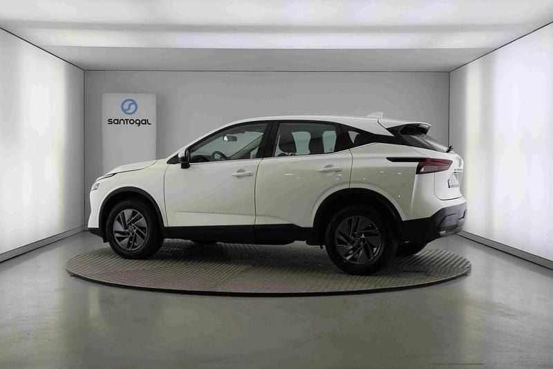 Usado Nissan Qashqai Acenta 140 HP (102 kW) 2024 Branco SUV