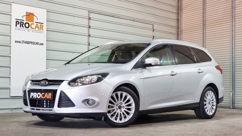 Cinzento Usado 2014 Ford Focus Titanium Carrinha | € 9.750 (Preço justo) - Imagem 1/4