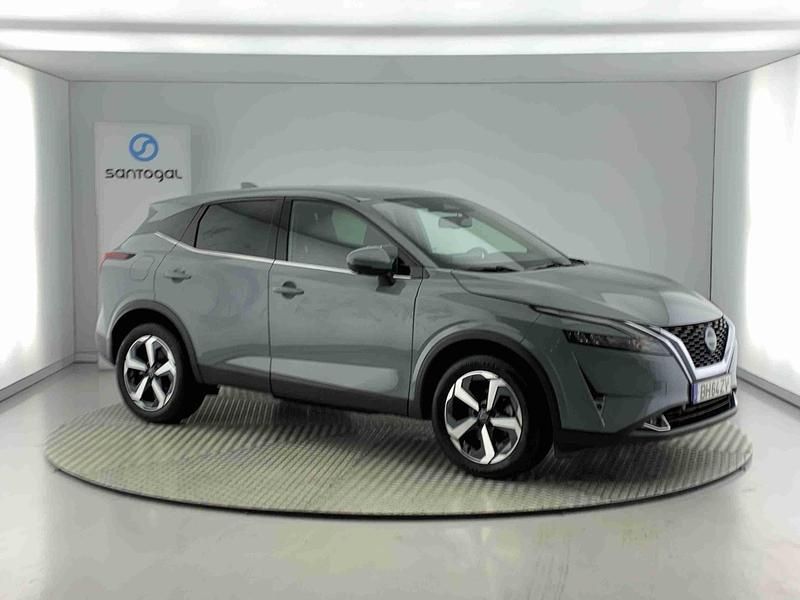 Cinza Usado 2024 Nissan Qashqai N-Connecta SUV | € 28.300 (Preço justo) - Imagem 1/4