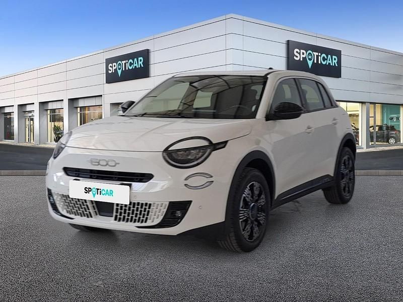 Branco Usado 2025 Fiat 600 Red SUV | € 28.900 (Preço justo) - Imagem 1/4