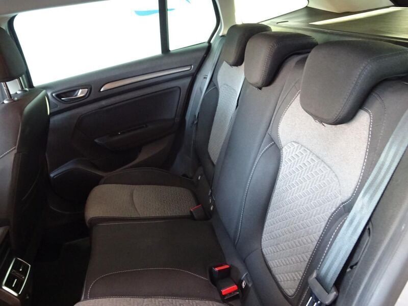 Usado Renault Mégane IV 140 HP (102 kW) 2021 Cinzento Carrinha