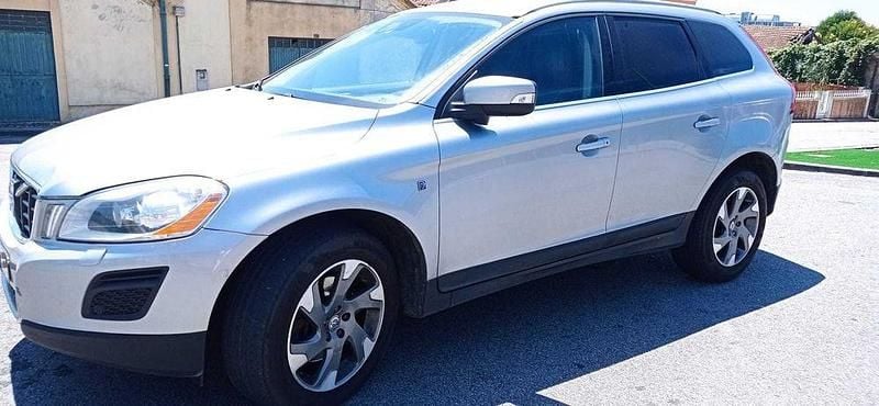 Usado 2011 Volvo XC60 Ocean Race SUV | € 11.750 - Imagem 1/4