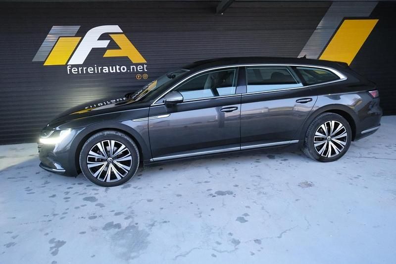 Usado VW Arteon Elegance 218 HP (160 kW) 2021 Cinza Carrinha