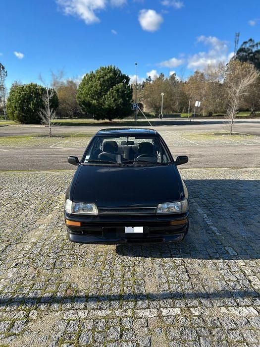 Usado Daihatsu Charade 101 HP (74 kW) 1990 Citadino