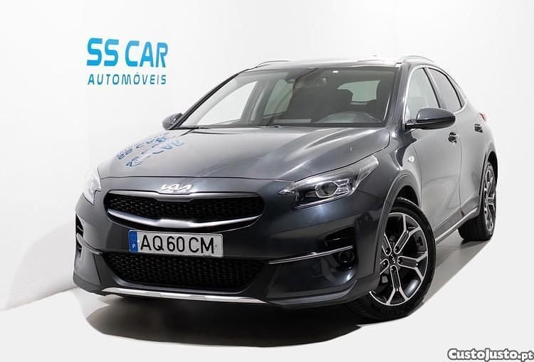 Cinza Usado 2022 Kia XCeed SUV | € 15.750 (Preço justo) - Imagem 1/1