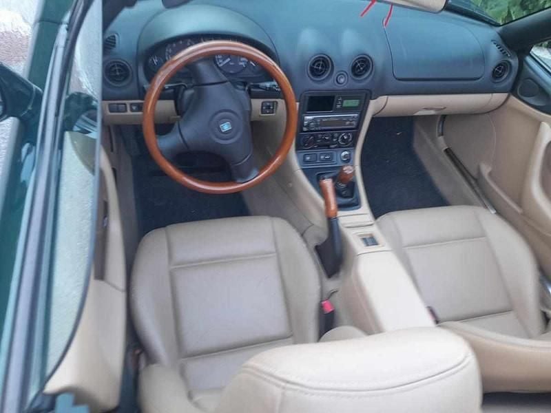 Verde Usado 2000 Mazda MX5 Cabrios | € 20.500 - Imagem 1/4